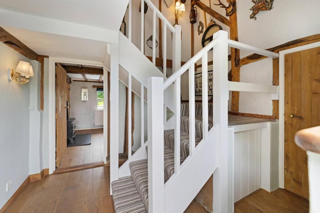 Villa Local Walks Pub Gardens Pet Friendly Landscaped Gardens And Free Private Parking Doddington  Exterior foto